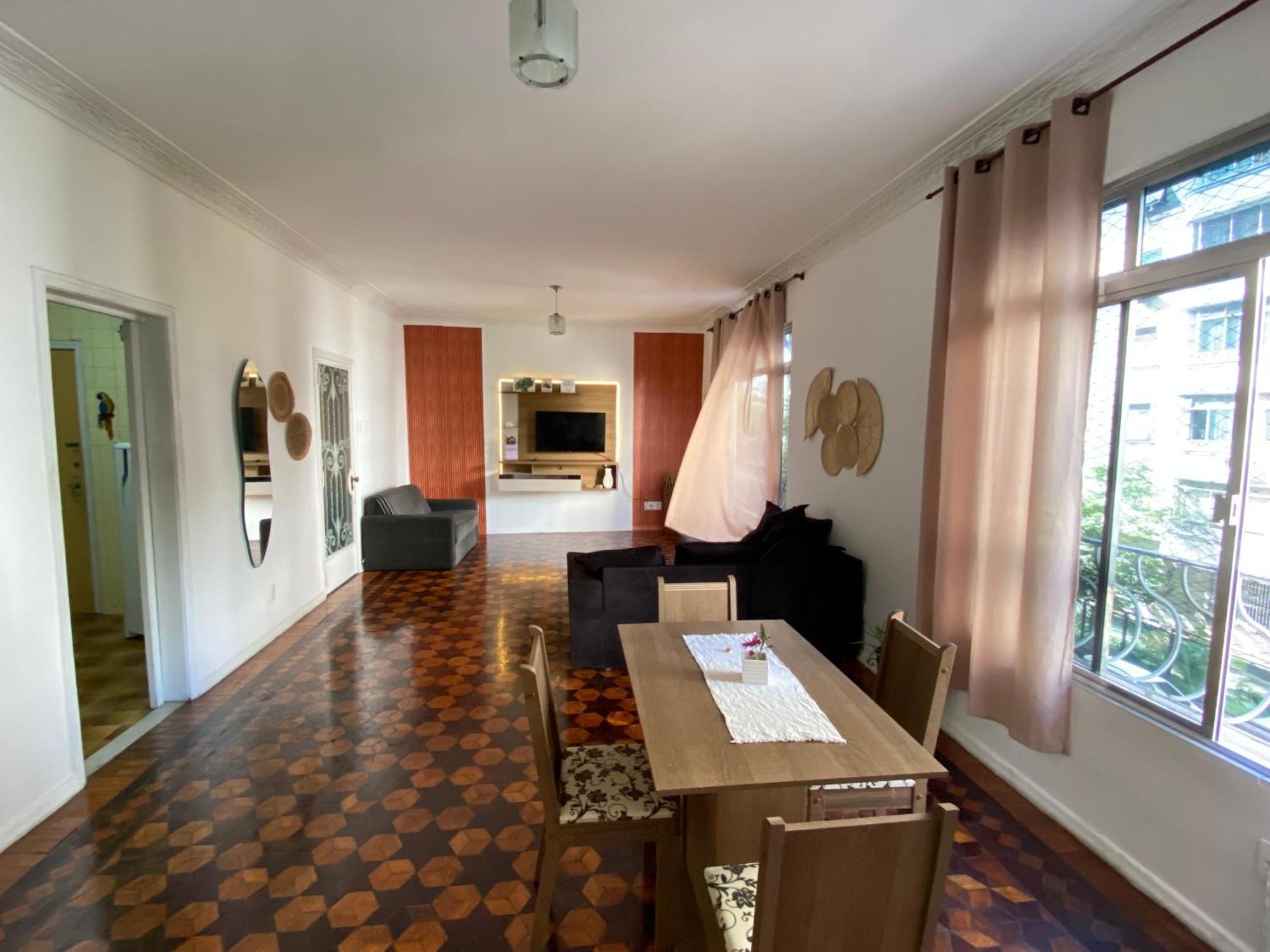 Apartamento Apartamento Espacoso E Bem Localizado Em Copanema *